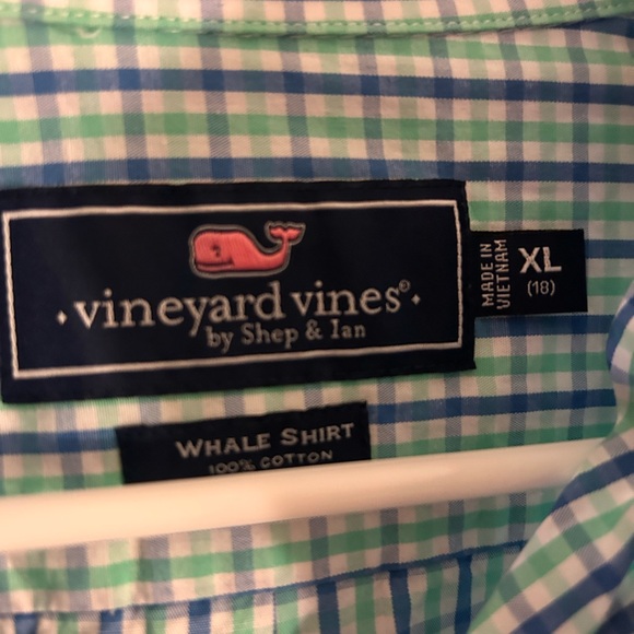 Boys Vineyard Vines plaid button down size XL 18 - Picture 3 of 3